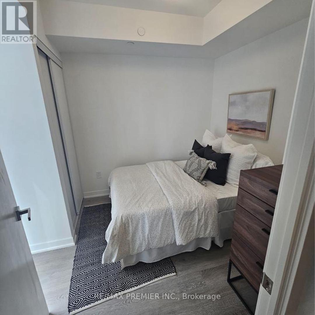 325 - 500 Wilson Avenue, Toronto, Ontario  M3H 0E5 - Photo 2 - C12590540