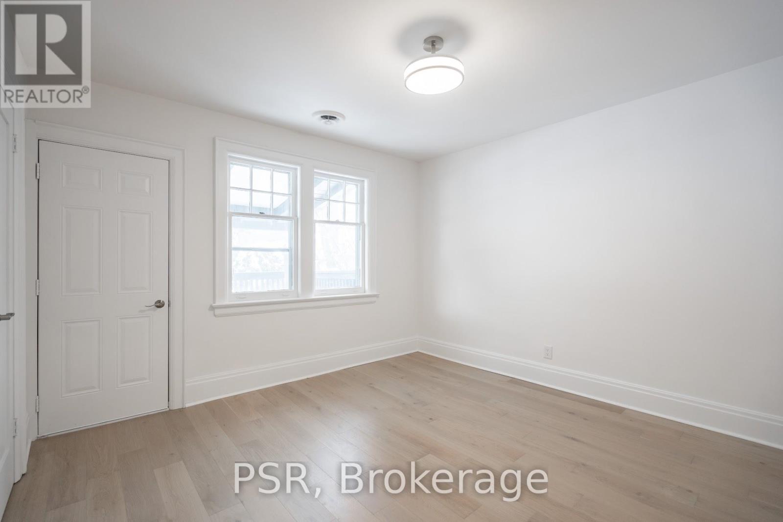 Main Fl - 25 Coulson Avenue, Toronto, Ontario  M4V 1Y3 - Photo 13 - C12591512