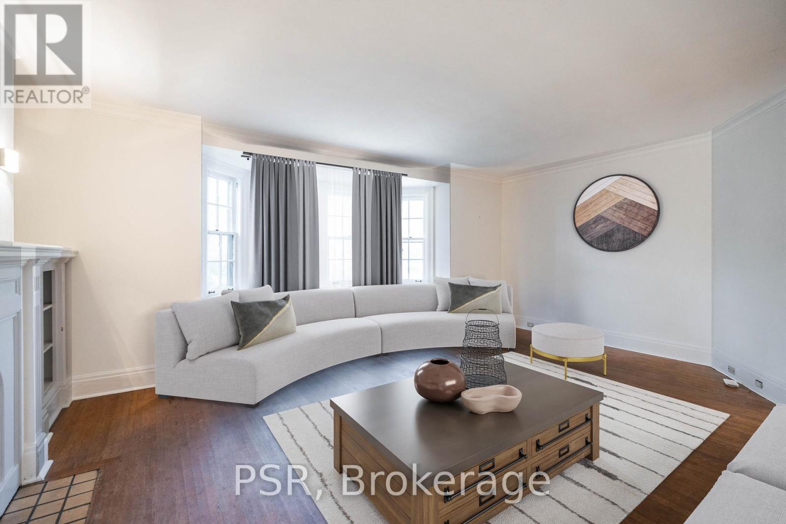 Main Fl - 25 Coulson Avenue, Toronto, Ontario  M4V 1Y3 - Photo 8 - C12591512