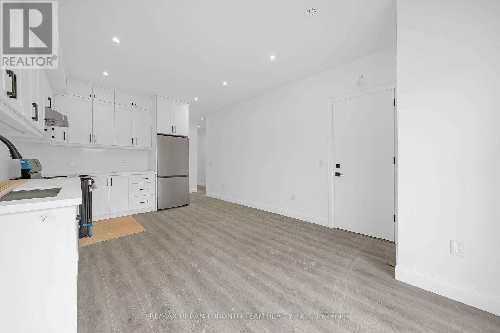 Third - 474 Montrose Avenue, Toronto, Ontario  M6G 3H1 - Photo 5 - C12591654