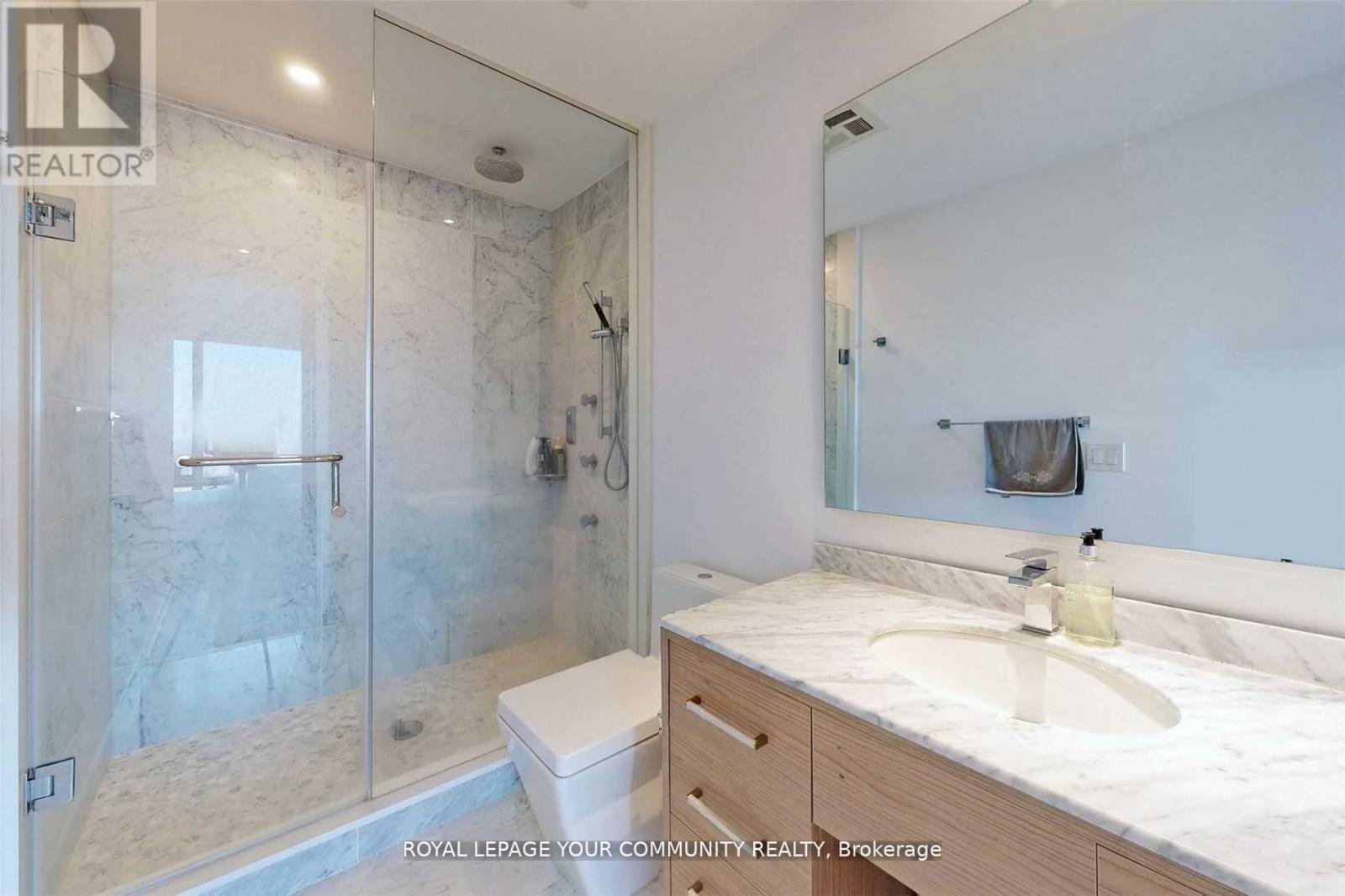 4803 - 488 University Ave Avenue, Toronto, Ontario  M5G 0C1 - Photo 20 - C12591678