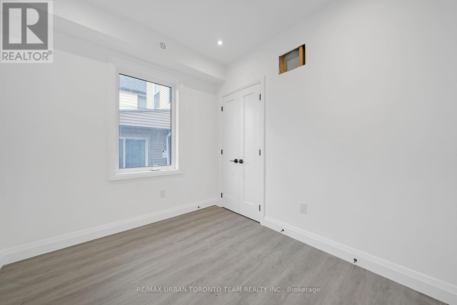 Third - 474 Montrose Avenue, Toronto, Ontario  M6G 3H1 - Photo 12 - C12591654