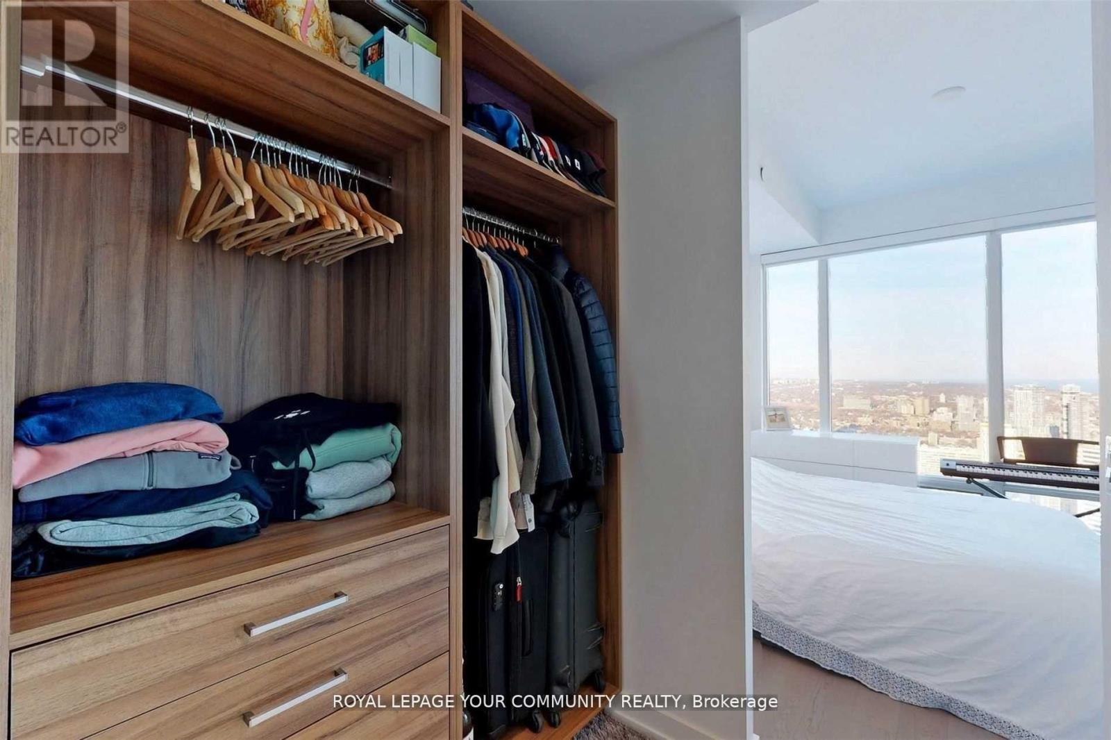 4803 - 488 University Ave Avenue, Toronto, Ontario  M5G 0C1 - Photo 15 - C12591678