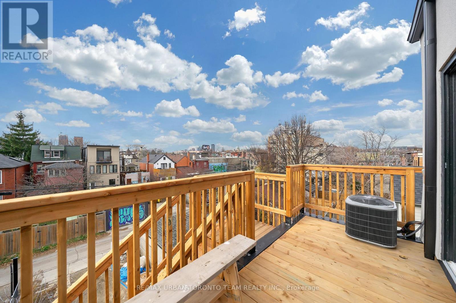 Third - 474 Montrose Avenue, Toronto, Ontario  M6G 3H1 - Photo 18 - C12591654