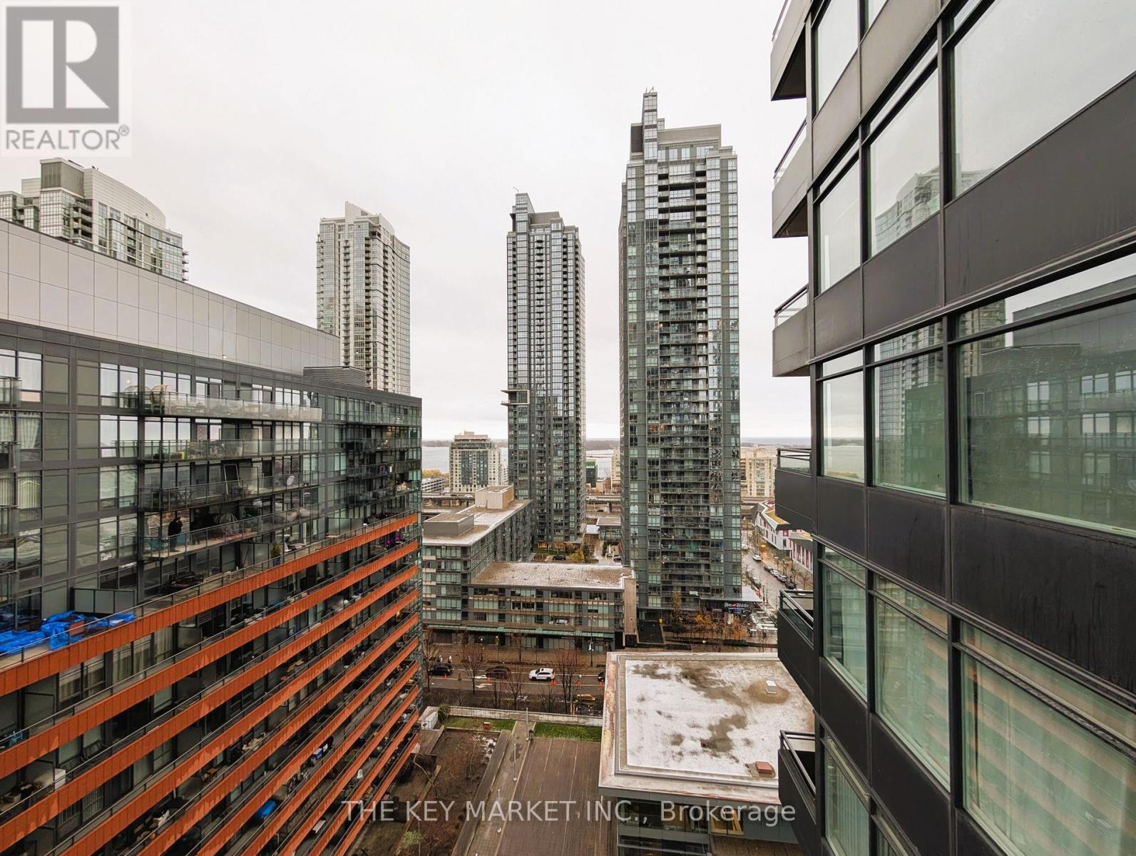 1805 - 25 Telegram Mews, Toronto, Ontario  M5V 3Z1 - Photo 28 - C12591700