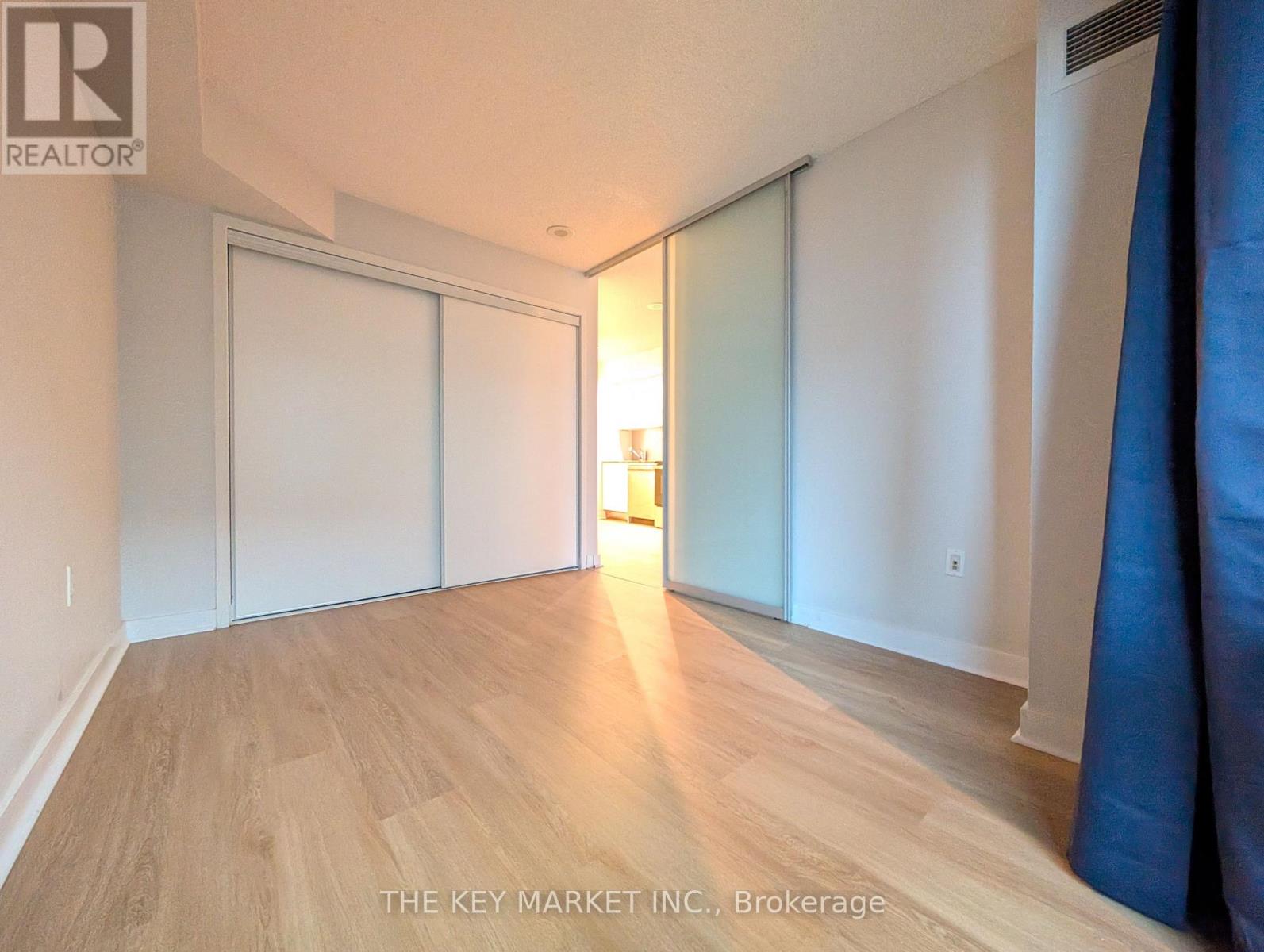 1805 - 25 Telegram Mews, Toronto, Ontario  M5V 3Z1 - Photo 21 - C12591700