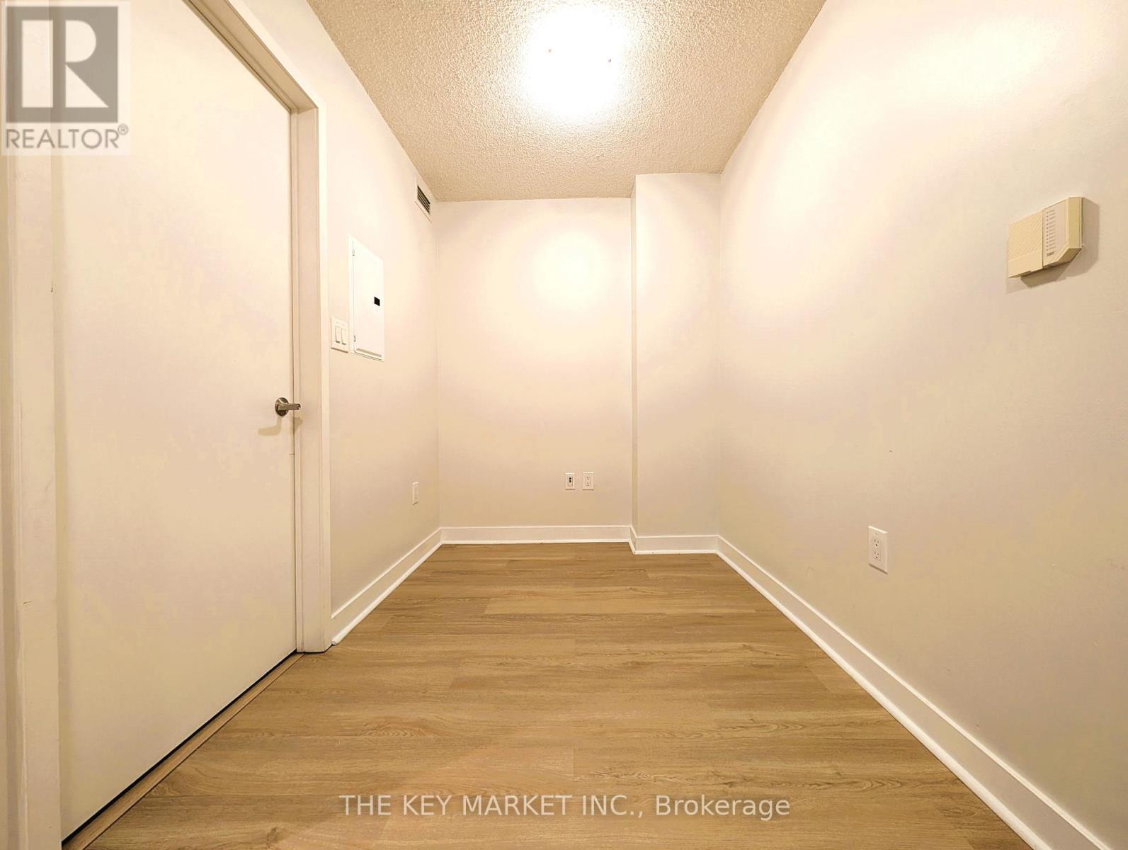 1805 - 25 Telegram Mews, Toronto, Ontario  M5V 3Z1 - Photo 7 - C12591700