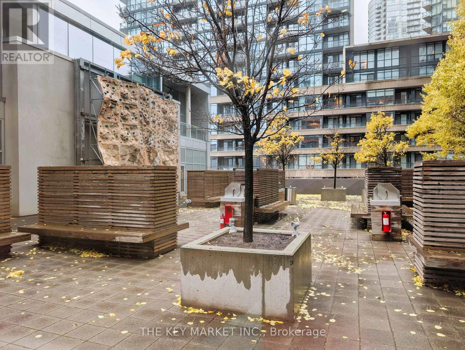 1805 - 25 Telegram Mews, Toronto, Ontario  M5V 3Z1 - Photo 38 - C12591700