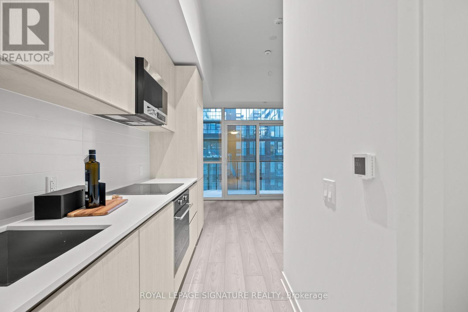 608s - 110 Broadway Avenue, Toronto, Ontario  M4P 1V7 - Photo 2 - C12591694