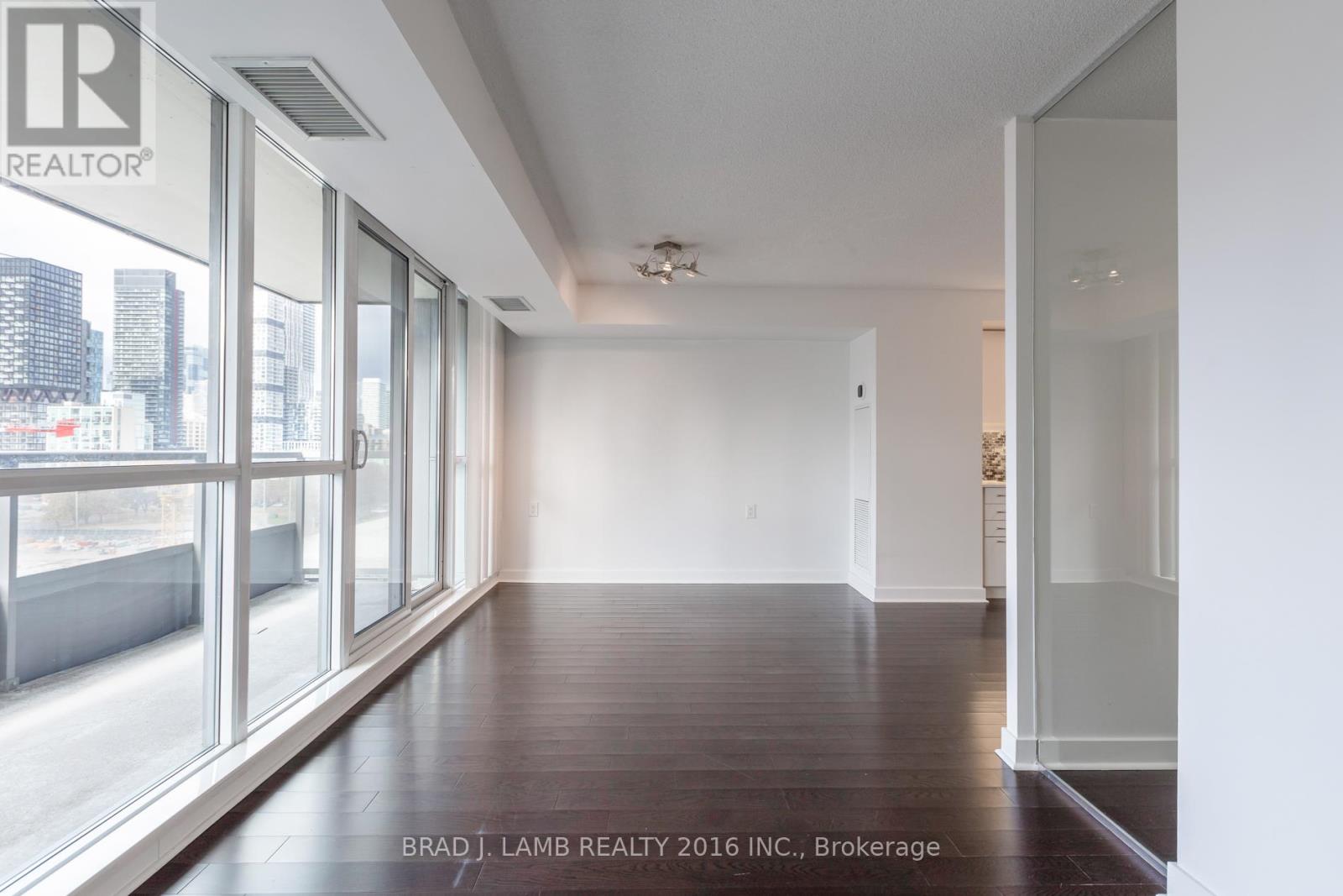 1011 - 320 Richmond Street, Toronto, Ontario  M5A 1P9 - Photo 7 - C12591798