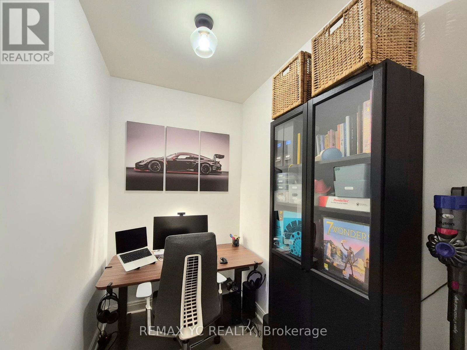 1608 - 825 Church Street S, Toronto, Ontario  M4W 3Z4 - Photo 5 - C12591954