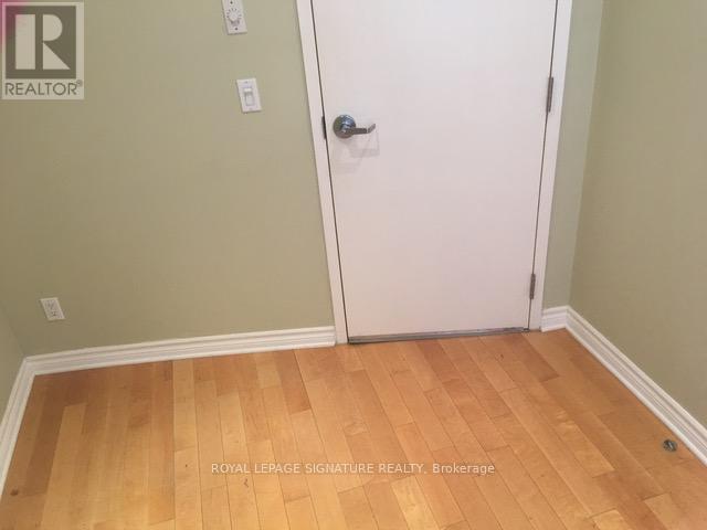 3 - 1174 Eglinton Avenue W, Toronto, Ontario  M6C 2E3 - Photo 4 - C12592020