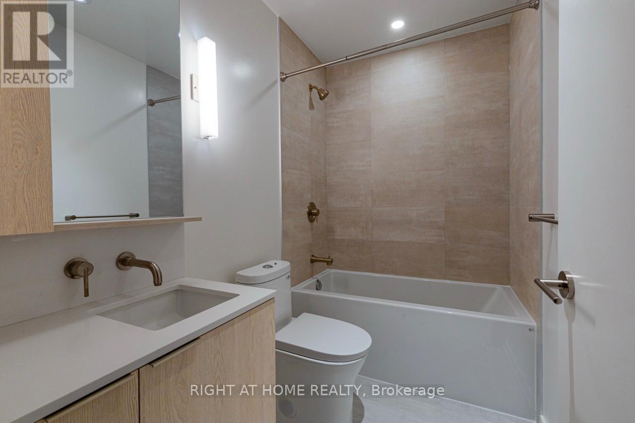 Lph09 - 120 Broadway Avenue, Toronto, Ontario  M4P 0E9 - Photo 15 - C12591846