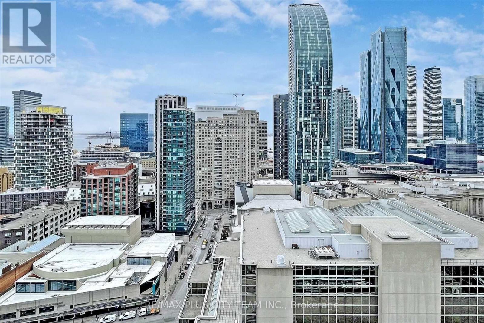 2208 - 88 Scott Street, Toronto, Ontario  M5E 0A9 - Photo 21 - C12592034