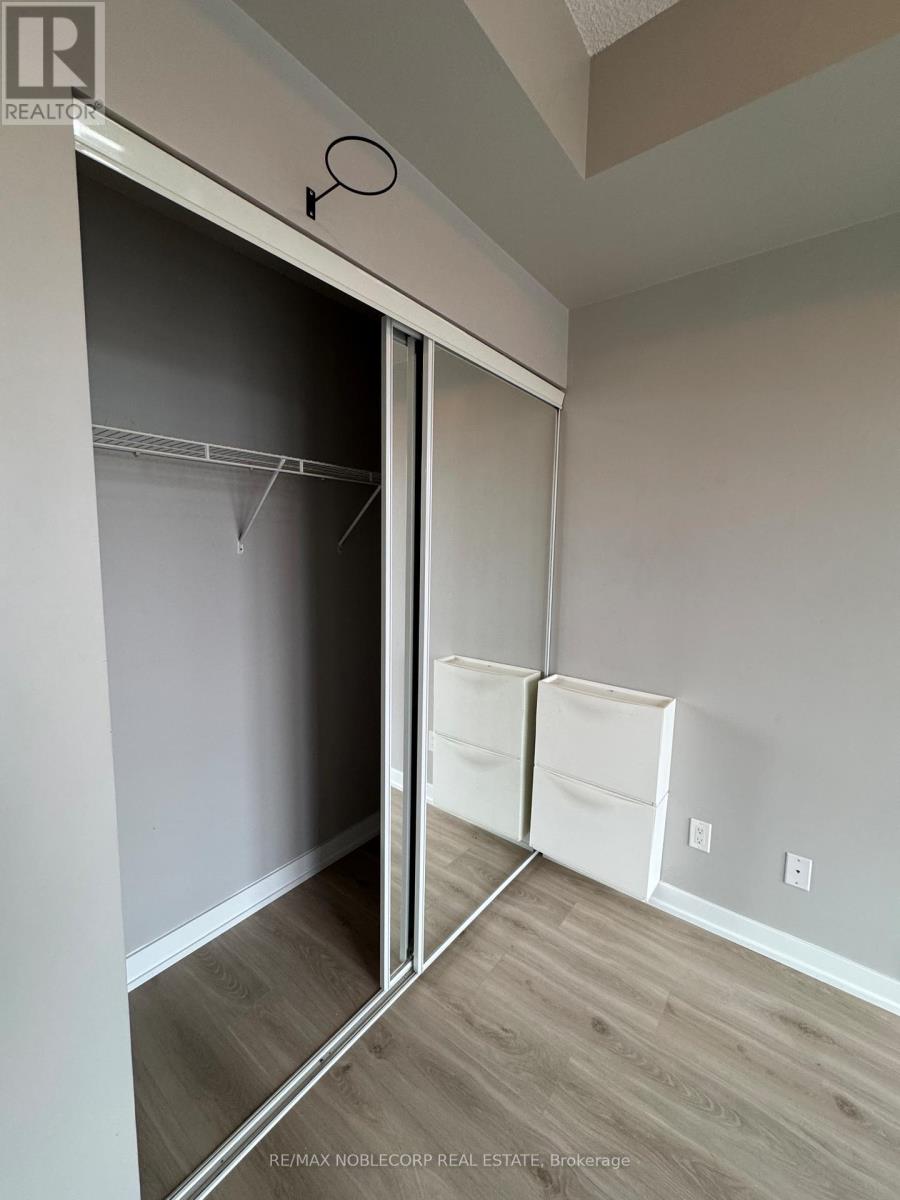 802 - 50 Bruyeres Mews, Toronto, Ontario  M5V 0H8 - Photo 8 - C12591974