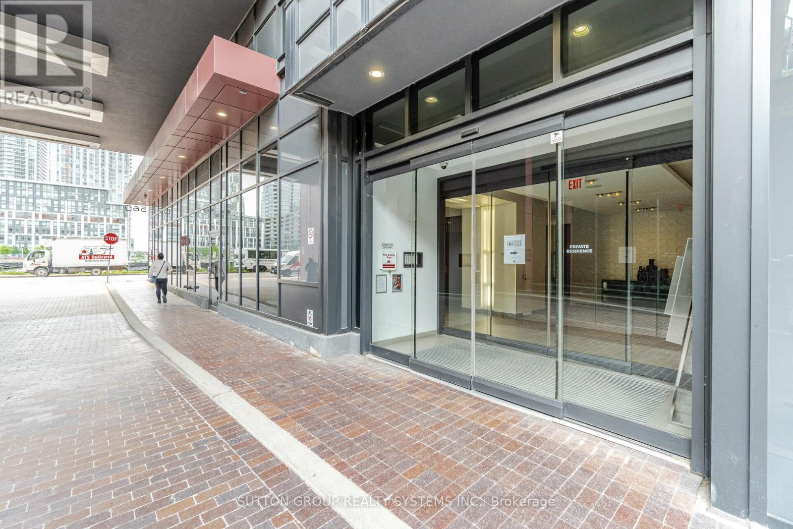 617 - 560 Front Street W, Toronto, Ontario  M5V 1C1 - Photo 2 - C12592178