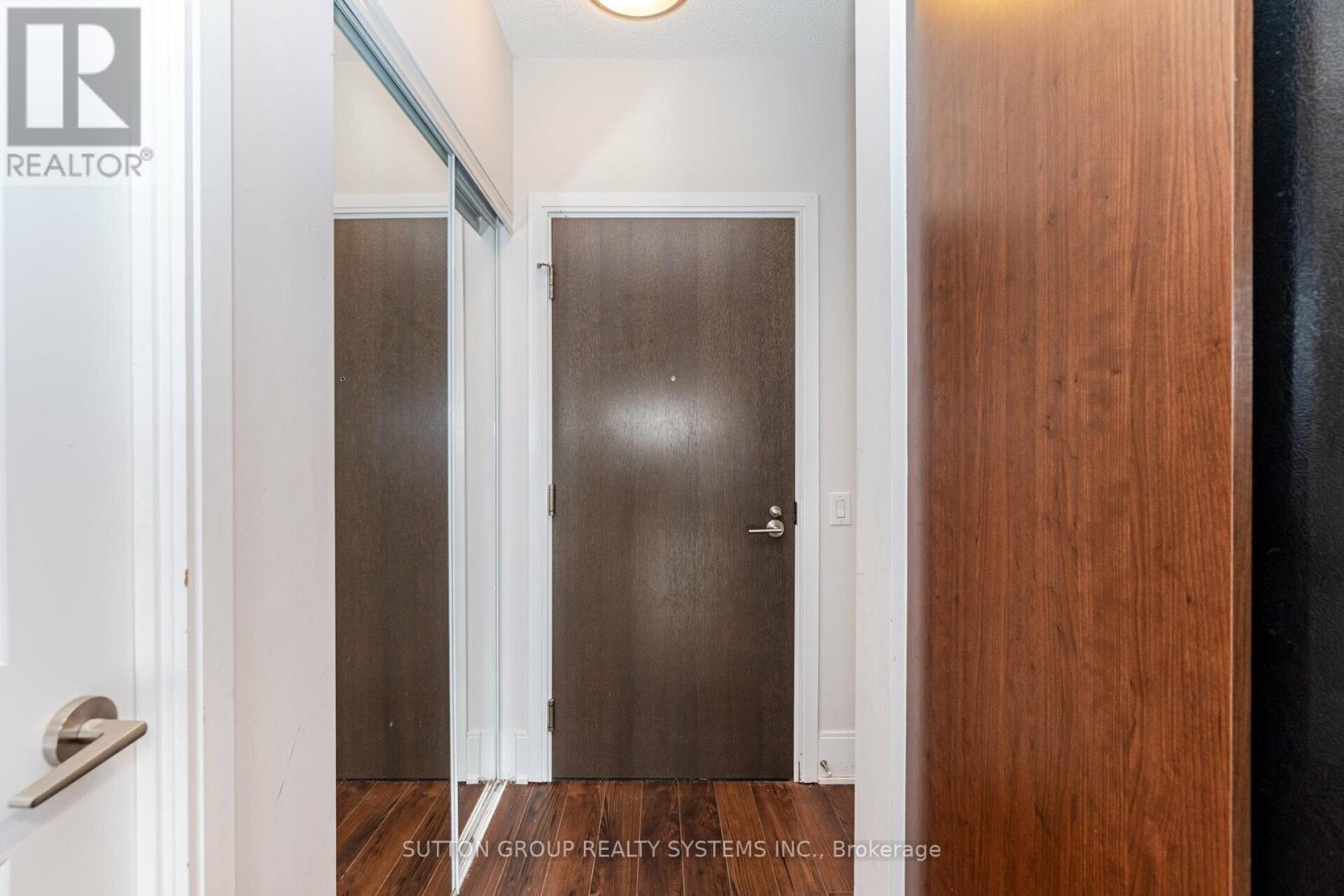 617 - 560 Front Street W, Toronto, Ontario  M5V 1C1 - Photo 5 - C12592178