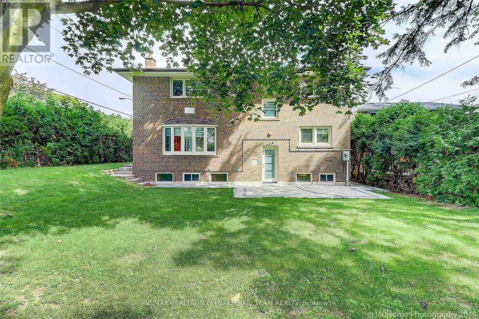 1 Donmac Drive, Toronto, Ontario  M3B 1N4 - Photo 24 - C12592224