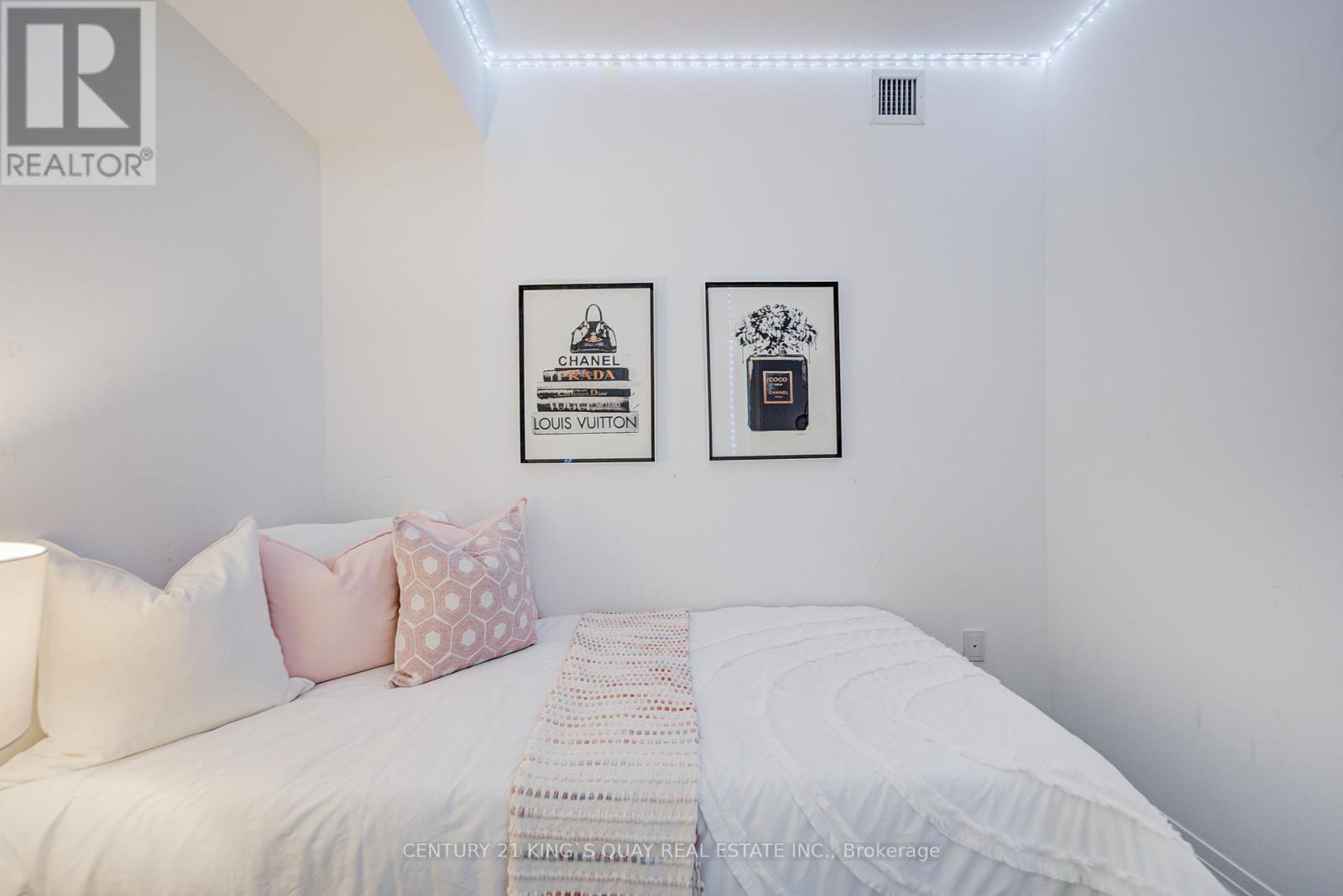 251 Jarvis Street, Toronto, Ontario  M5B 2C2 - Photo 19 - C12592222