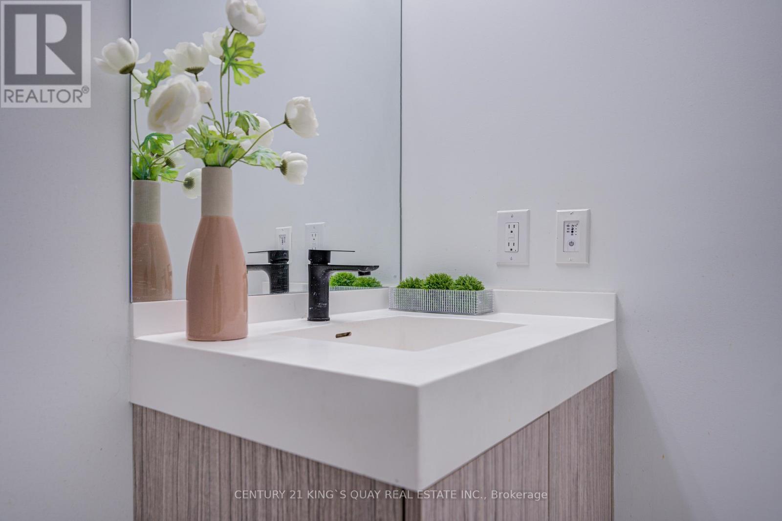 251 Jarvis Street, Toronto, Ontario  M5B 2C2 - Photo 14 - C12592222