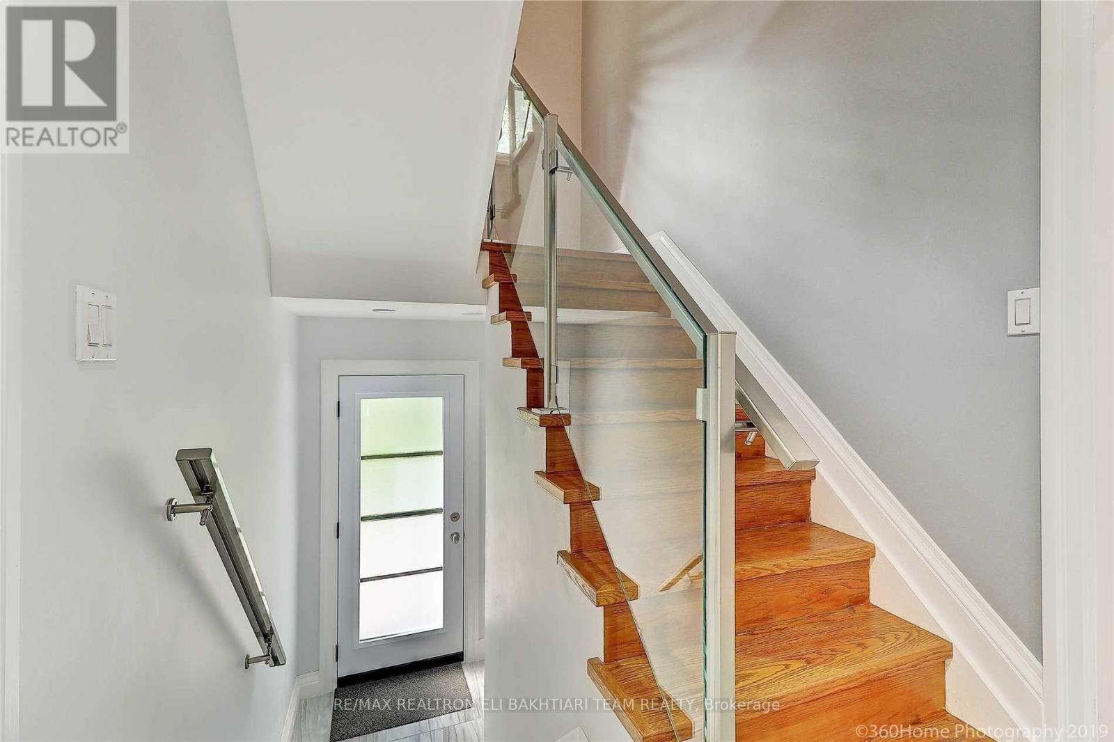 1 Donmac Drive, Toronto, Ontario  M3B 1N4 - Photo 26 - C12592224