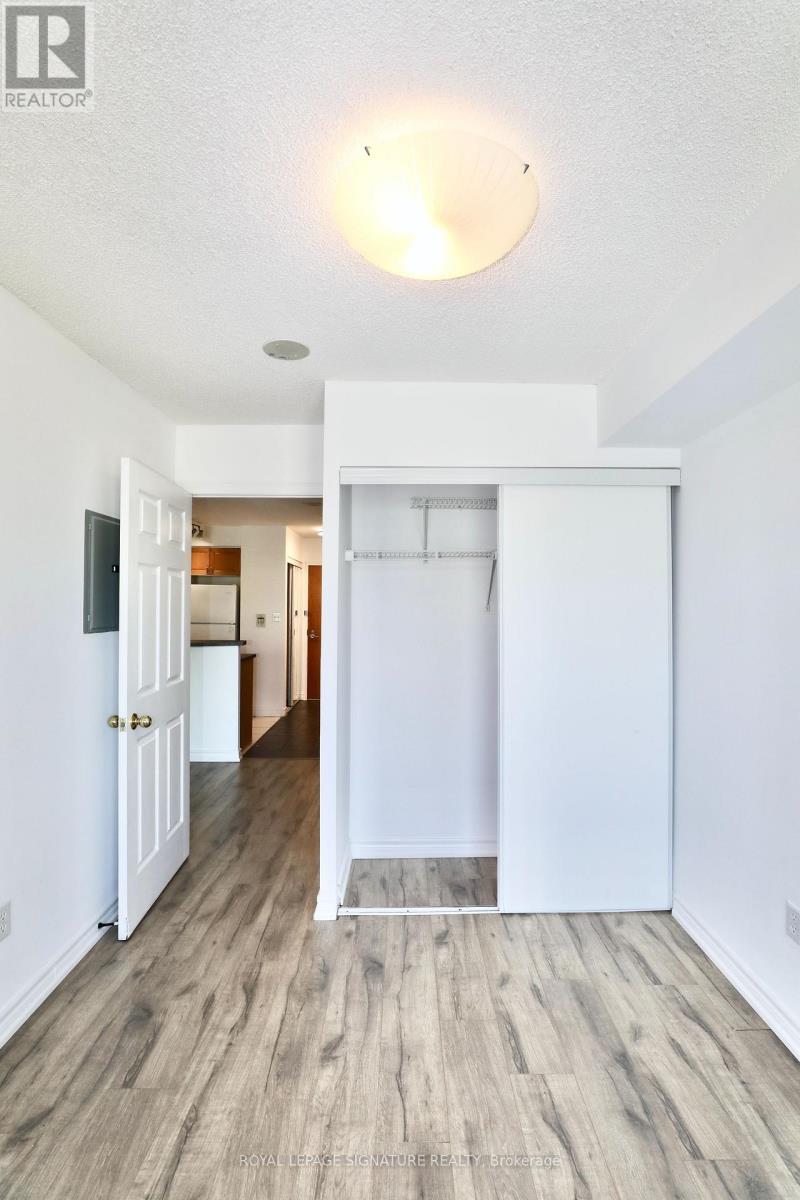 1116 - 7 Lorraine Drive, Toronto, Ontario  M2N 7H2 - Photo 10 - C12592276