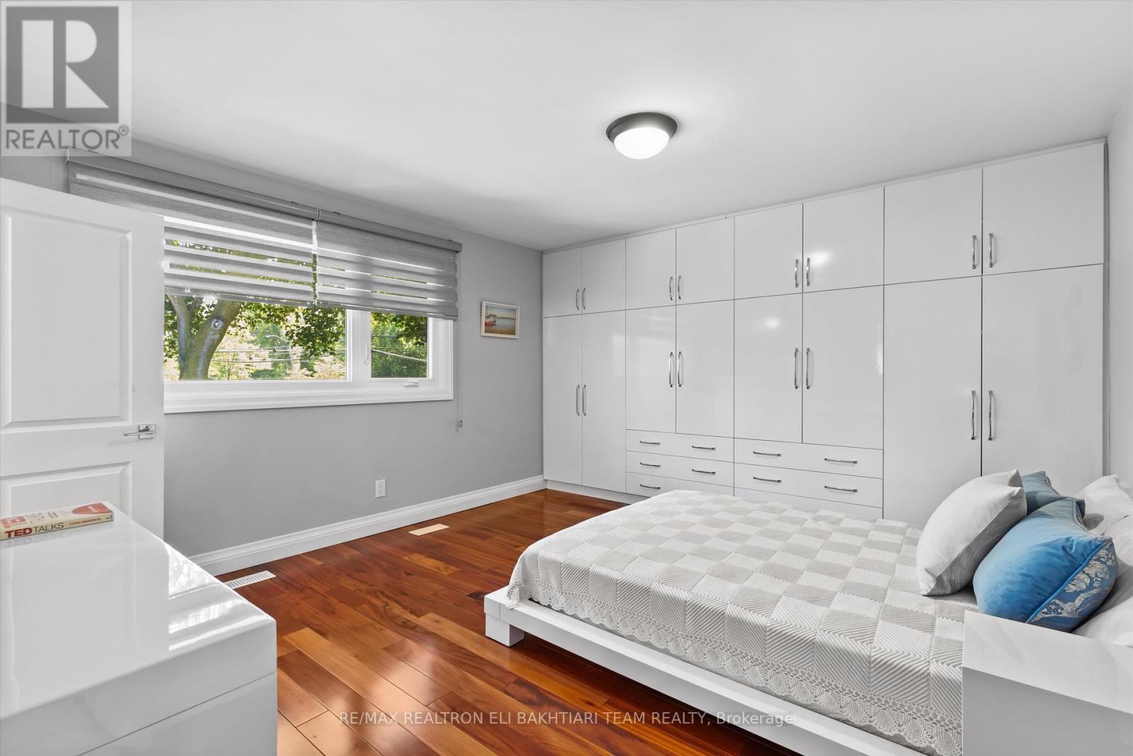 1 Donmac Drive, Toronto, Ontario  M3B 1N4 - Photo 17 - C12592224