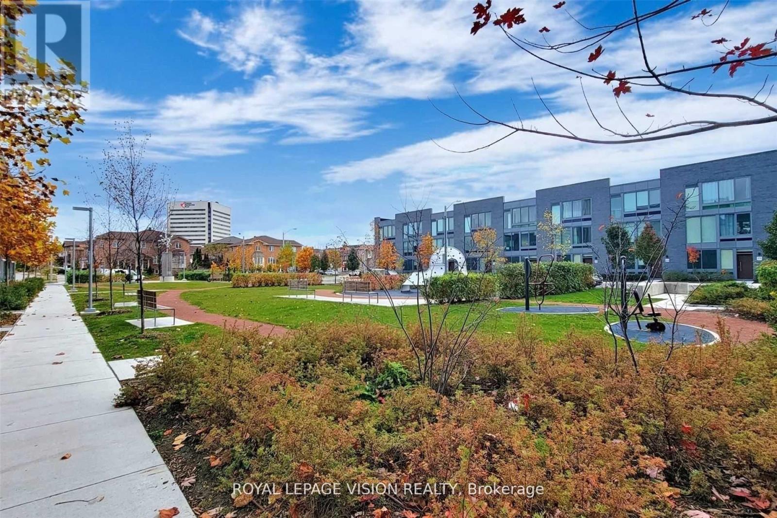 402 - 6 Sonic Way, Toronto, Ontario  M3C 0P2 - Photo 6 - C12592436