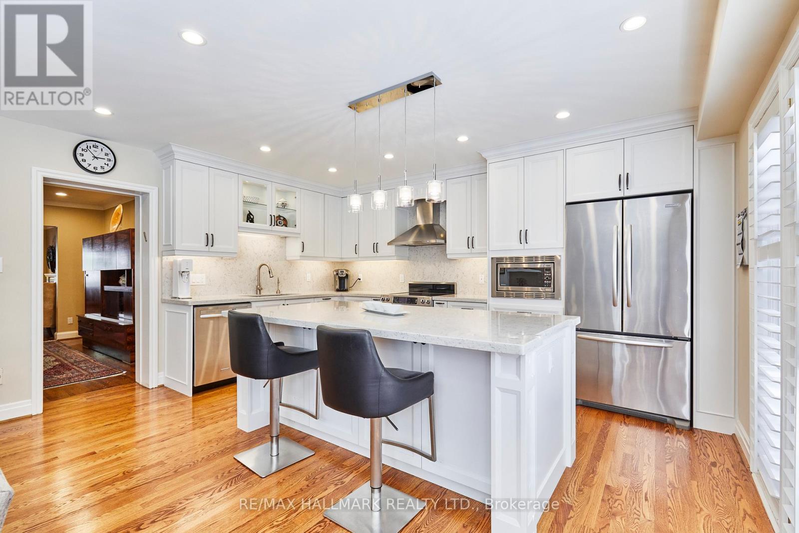 106 Kimbark Boulevard, Toronto, Ontario  M5N 2Y2 - Photo 9 - C12592318