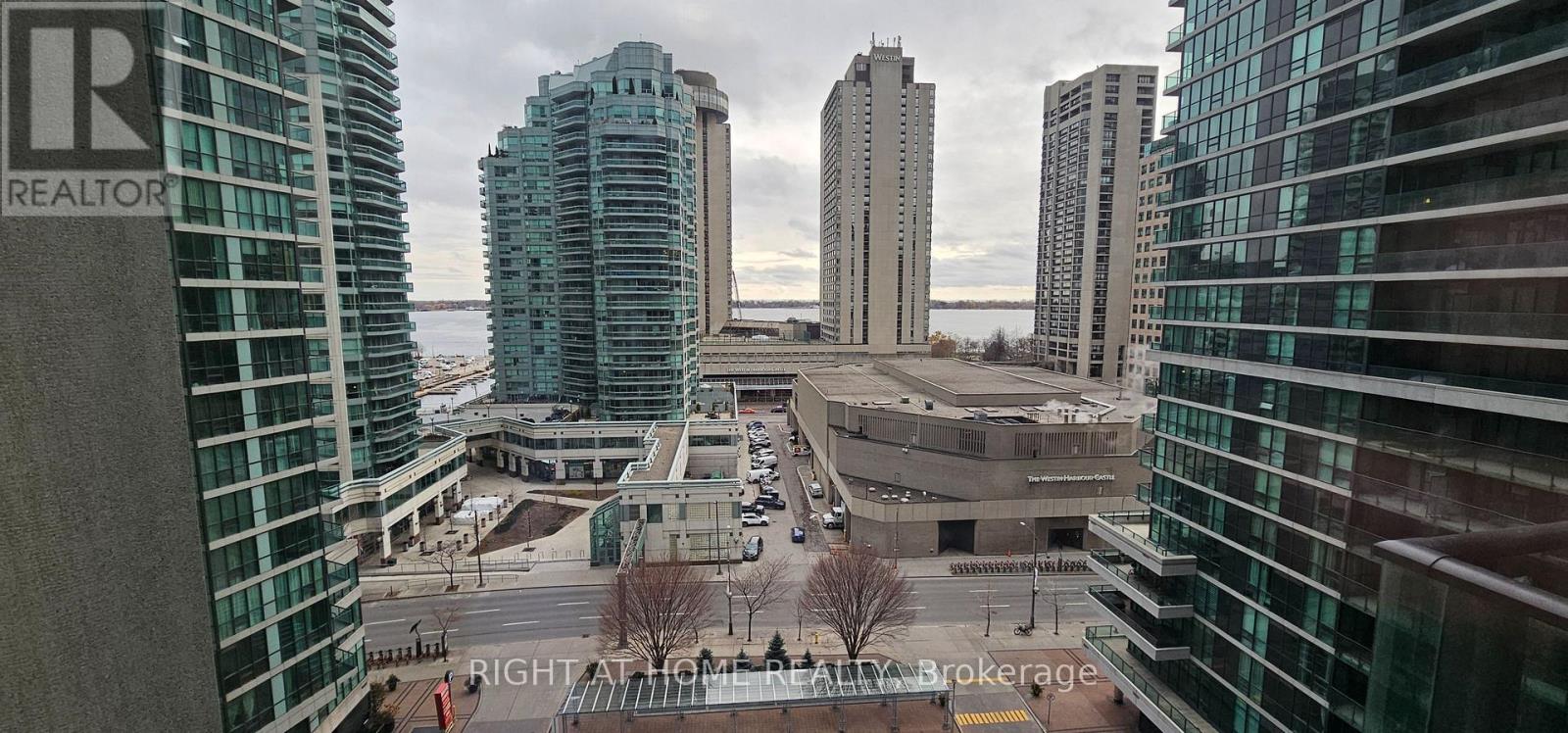 1109 - 18 Harbour Street, Toronto, Ontario  M5J 2Z6 - Photo 24 - C12592604