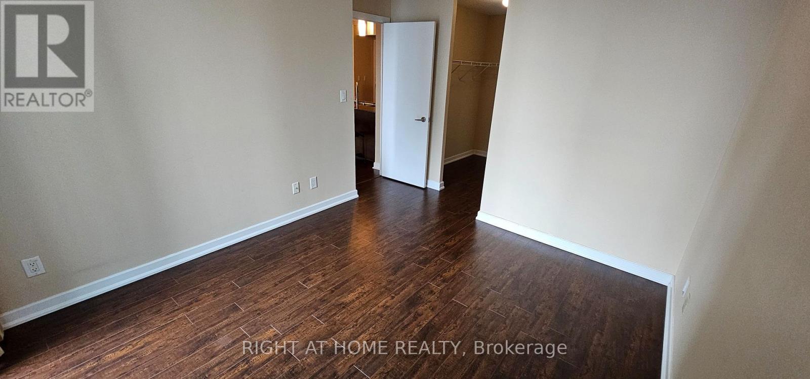 1109 - 18 Harbour Street, Toronto, Ontario  M5J 2Z6 - Photo 14 - C12592604