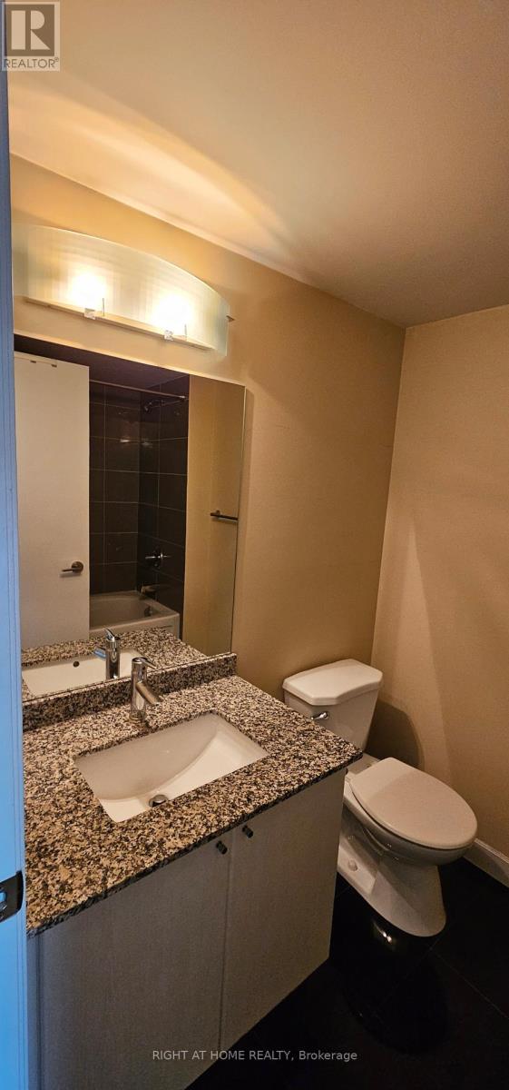 1109 - 18 Harbour Street, Toronto, Ontario  M5J 2Z6 - Photo 16 - C12592604