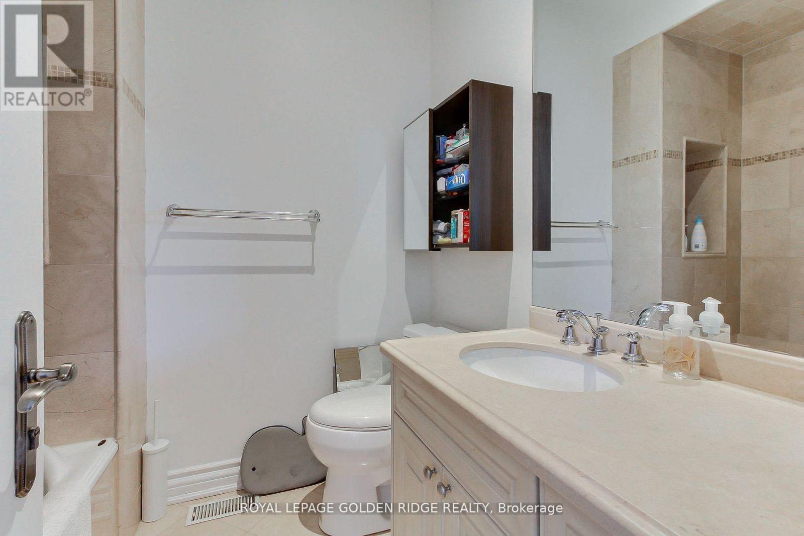 99 Bannockburn Avenue, Toronto, Ontario  M5M 2M9 - Photo 20 - C12592506