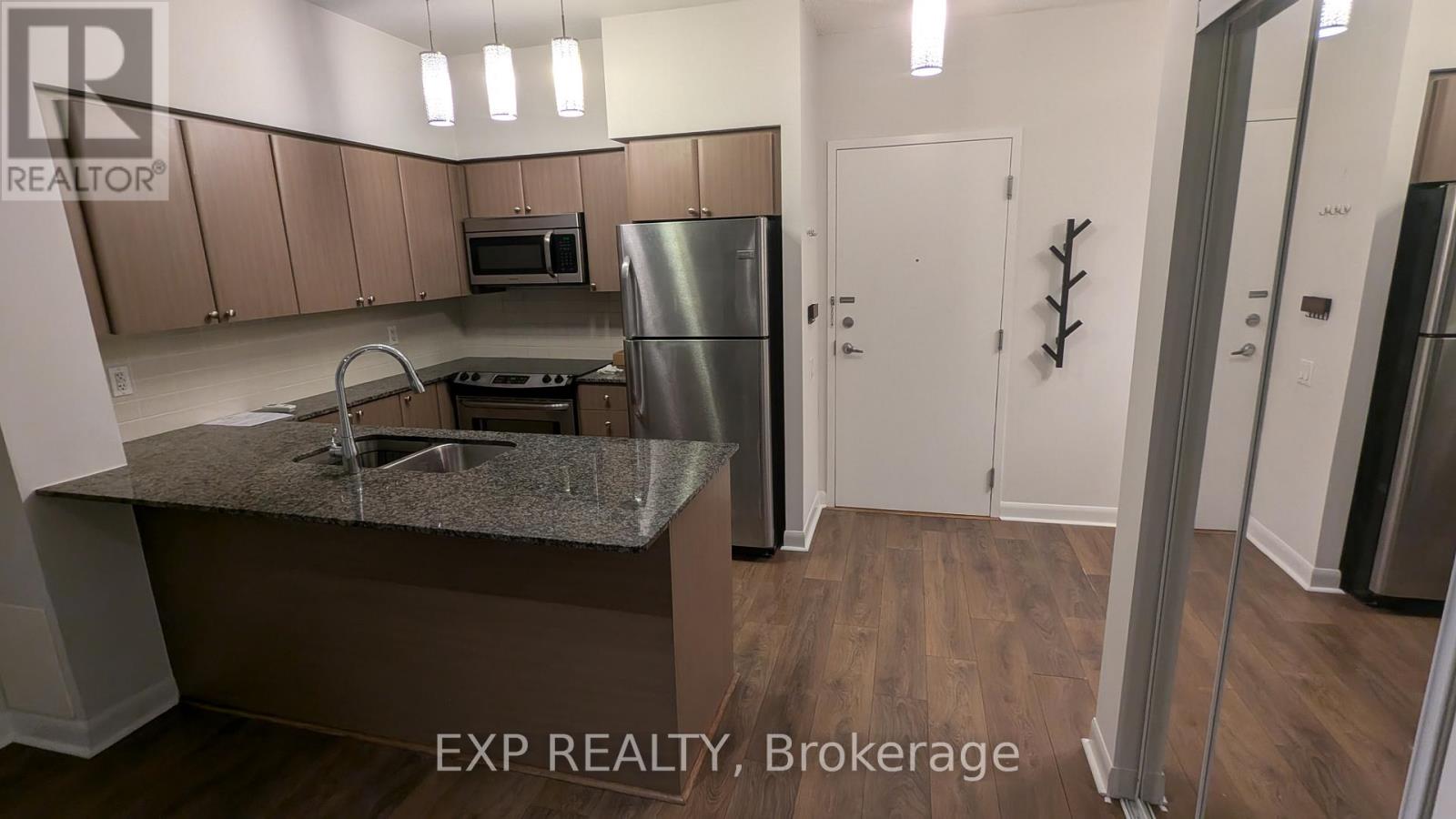 120 - 525 Wilson Avenue, Toronto, Ontario M3H 0A7 - Photo 2 - C12592606