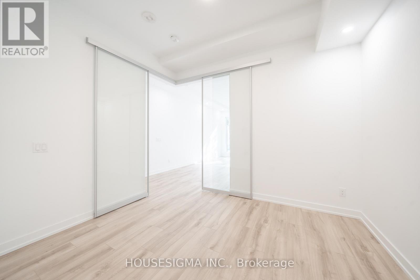 213 - 181 Sheppard Avenue E, Toronto, Ontario  M2N 0L9 - Photo 8 - C12592530