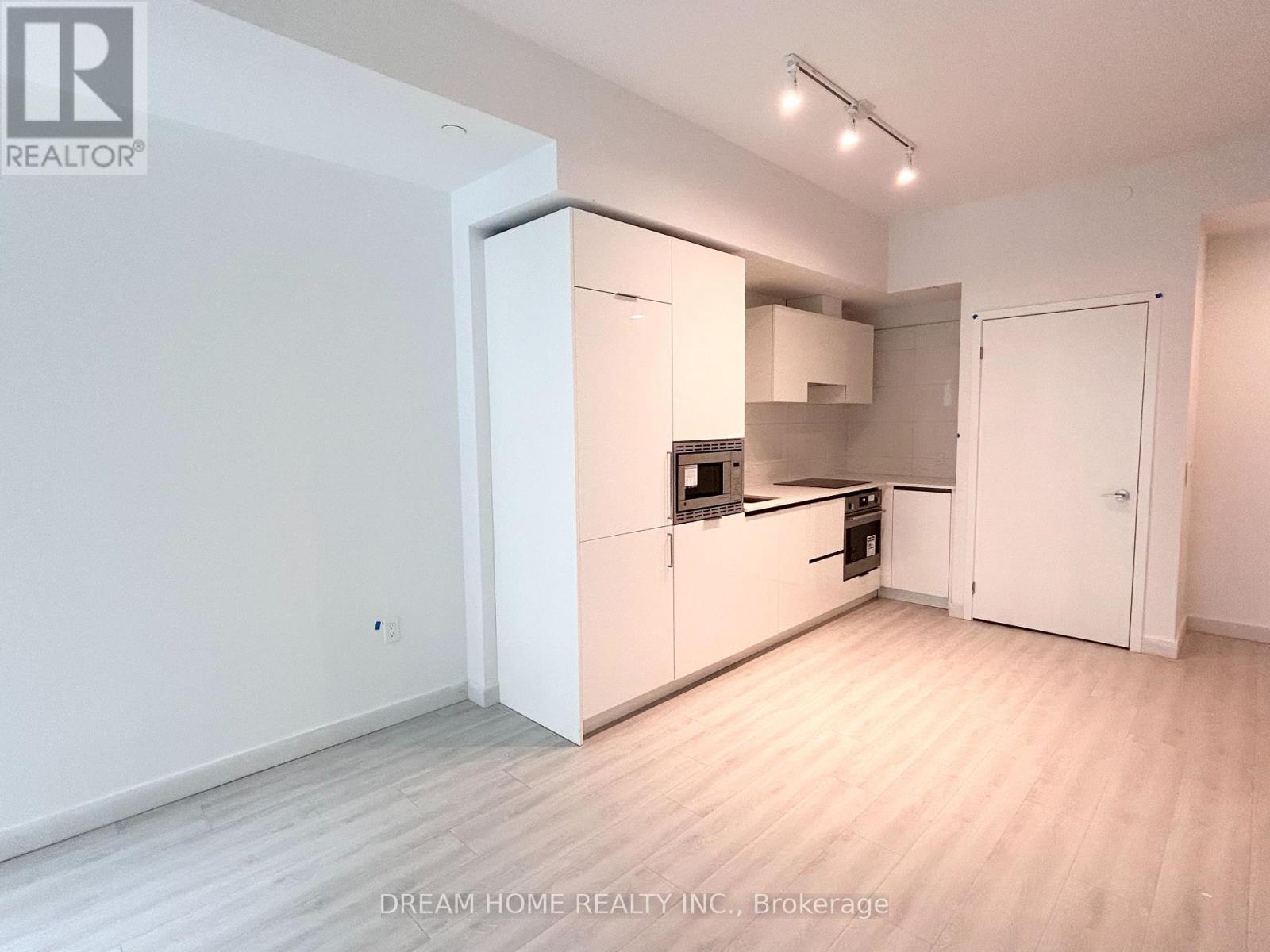 1620 - 121 St Patrick Street, Toronto, Ontario  M5T 0B8 - Photo 4 - C12592796