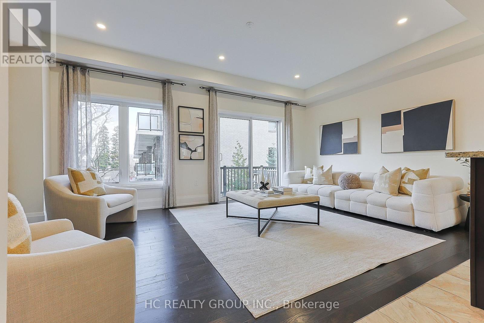 67 Kenneth Wood Crescent, Toronto, Ontario  M2N 0K3 - Photo 3 - C12592804