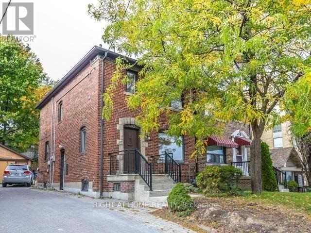1742 Bayview Avenue, Toronto, Ontario  M4G 3C4 - Photo 2 - C12592806