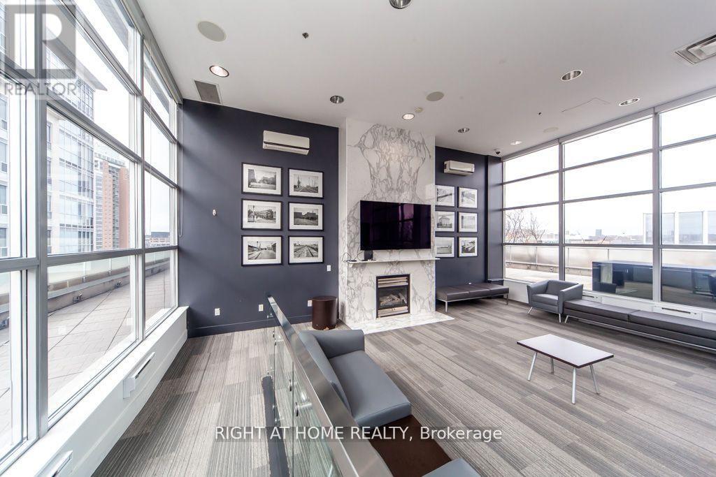 917 - 1005 King Street W, Toronto, Ontario  M6K 3M8 - Photo 6 - C12591982
