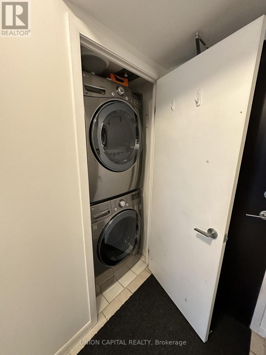 917 - 231 Fort York Boulevard, Toronto, Ontario  M5V 1B2 - Photo 14 - C12592444