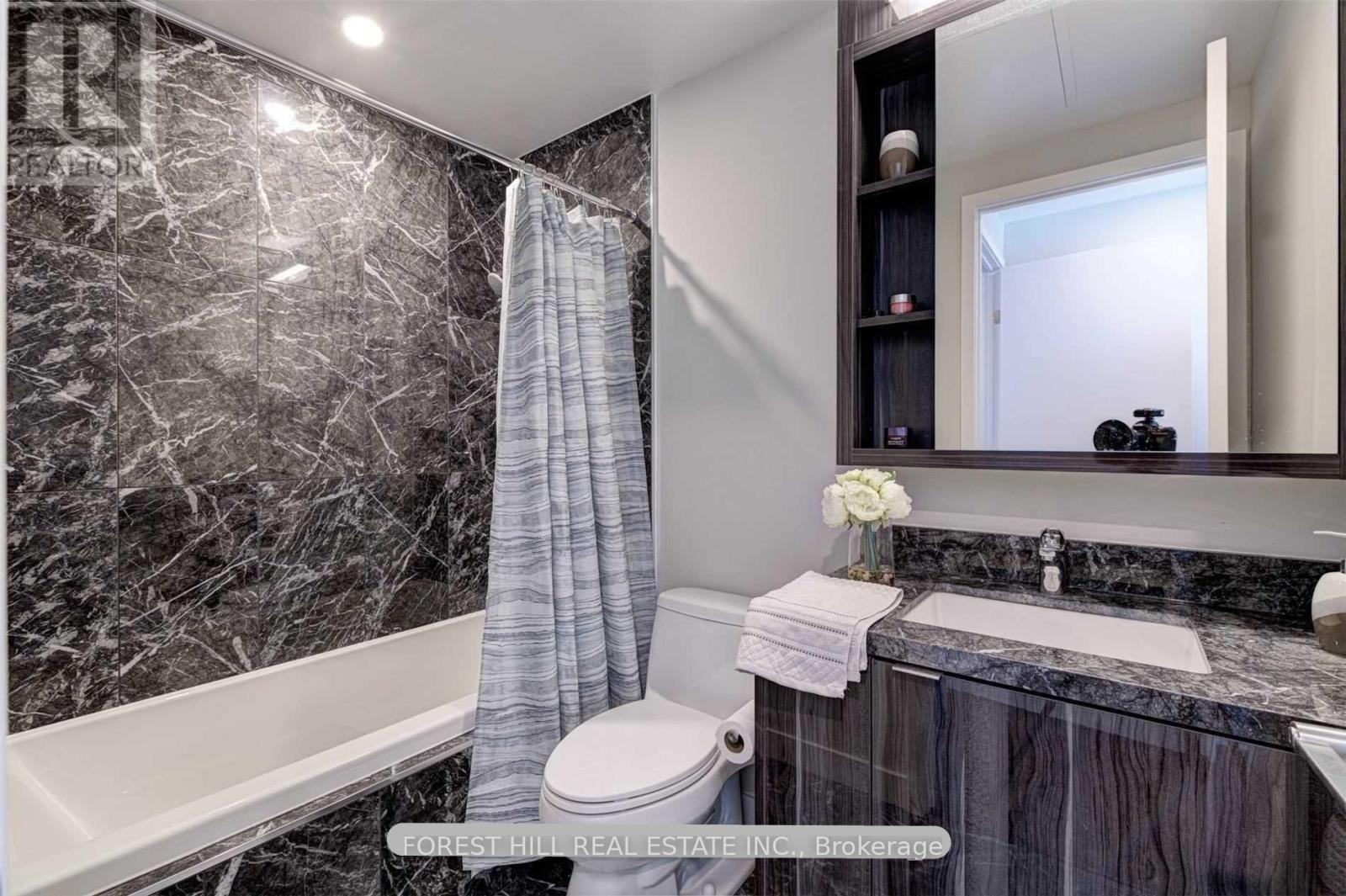 4102 - 115 Blue Jays Way, Toronto, Ontario  M5V 0N4 - Photo 4 - C12592540