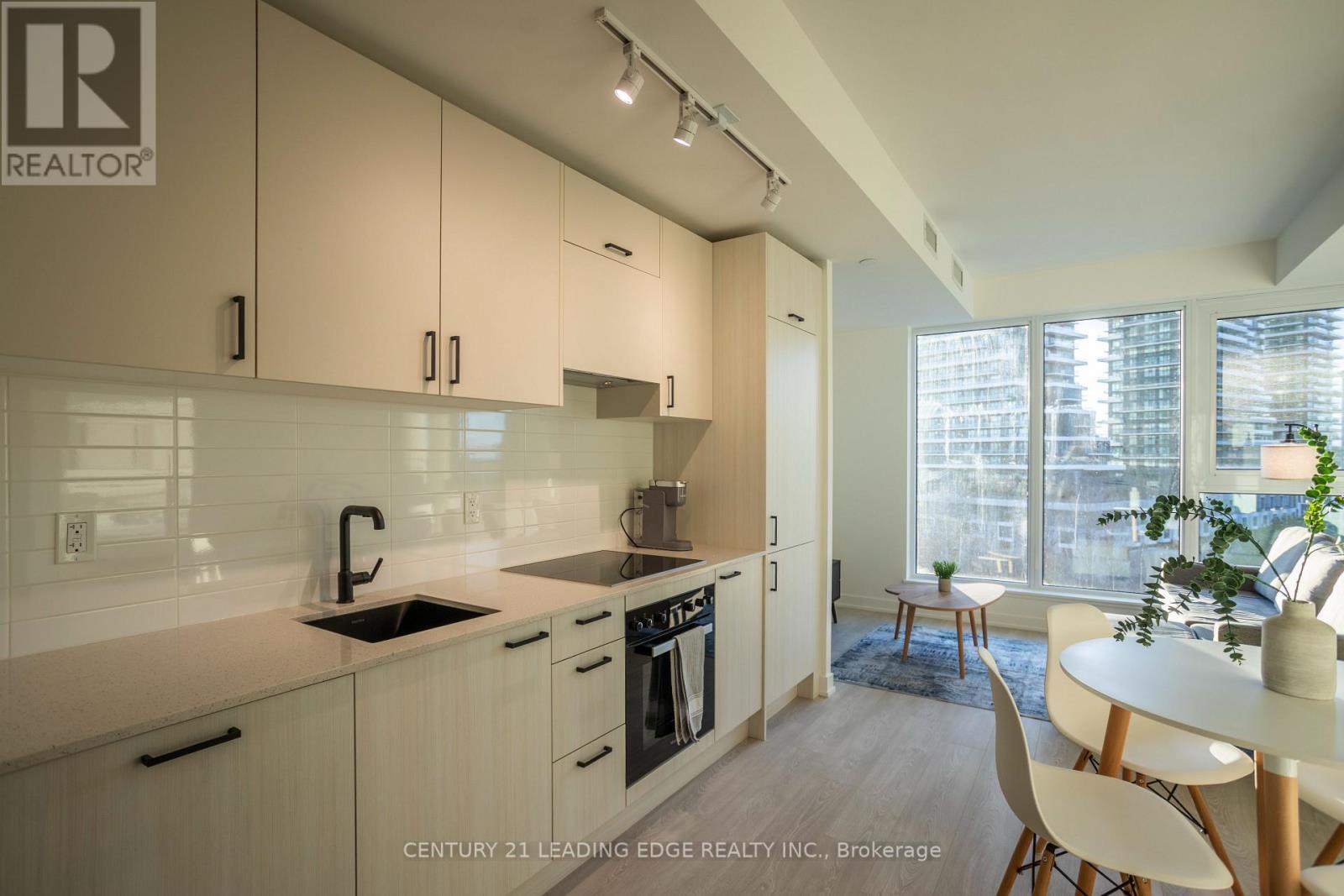 615 - 1 Quarrington Lane, Toronto, Ontario  M3C 0S4 - Photo 9 - C12592578