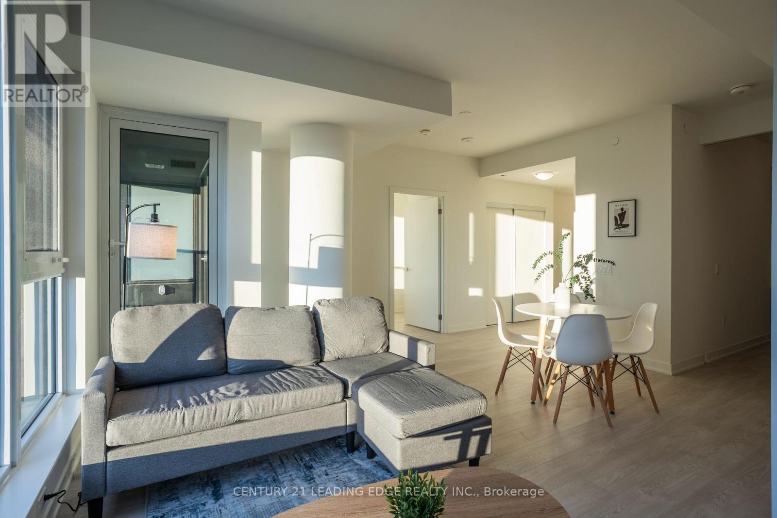 615 - 1 Quarrington Lane, Toronto, Ontario  M3C 0S4 - Photo 4 - C12592578