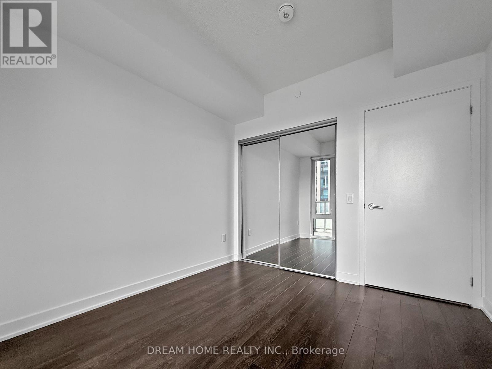 403 - 50 O'neill Road, Toronto, Ontario  M3C 0R1 - Photo 4 - C12592626