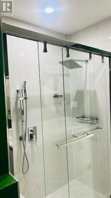 8 Kingsmere Crescent, Toronto, Ontario  M1M 3B3 - Photo 16 - E12482346