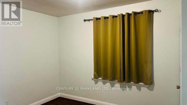 8 Kingsmere Crescent, Toronto, Ontario  M1M 3B3 - Photo 23 - E12482346