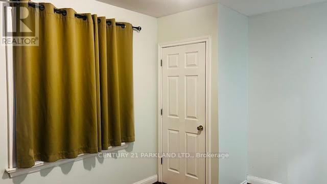 8 Kingsmere Crescent, Toronto, Ontario  M1M 3B3 - Photo 24 - E12482346