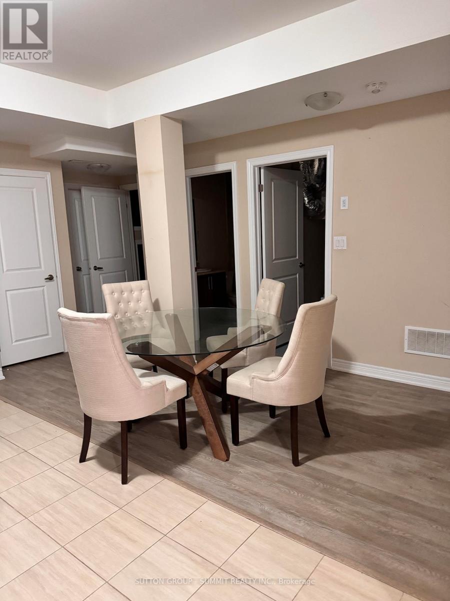 Lower Unit - 291 Olive Avenue, Oshawa, Ontario  L1H 2P5 - Photo 2 - E12484676