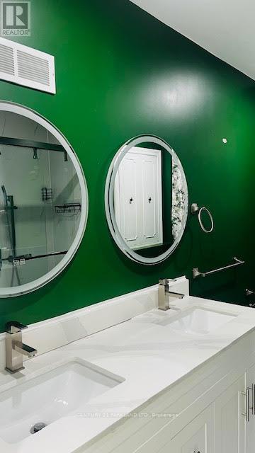 8 Kingsmere Crescent, Toronto, Ontario  M1M 3B3 - Photo 19 - E12482346