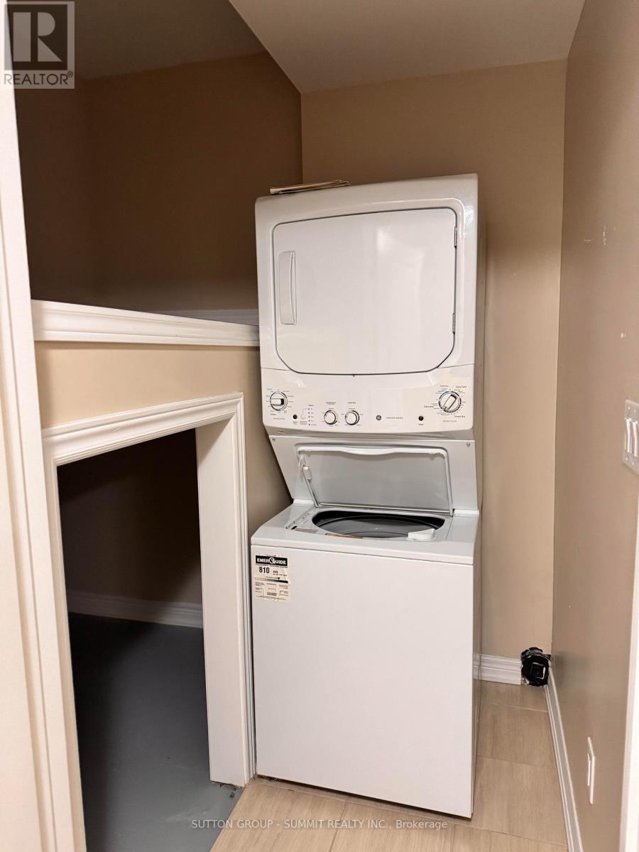 Lower Unit - 291 Olive Avenue, Oshawa, Ontario  L1H 2P5 - Photo 8 - E12484676